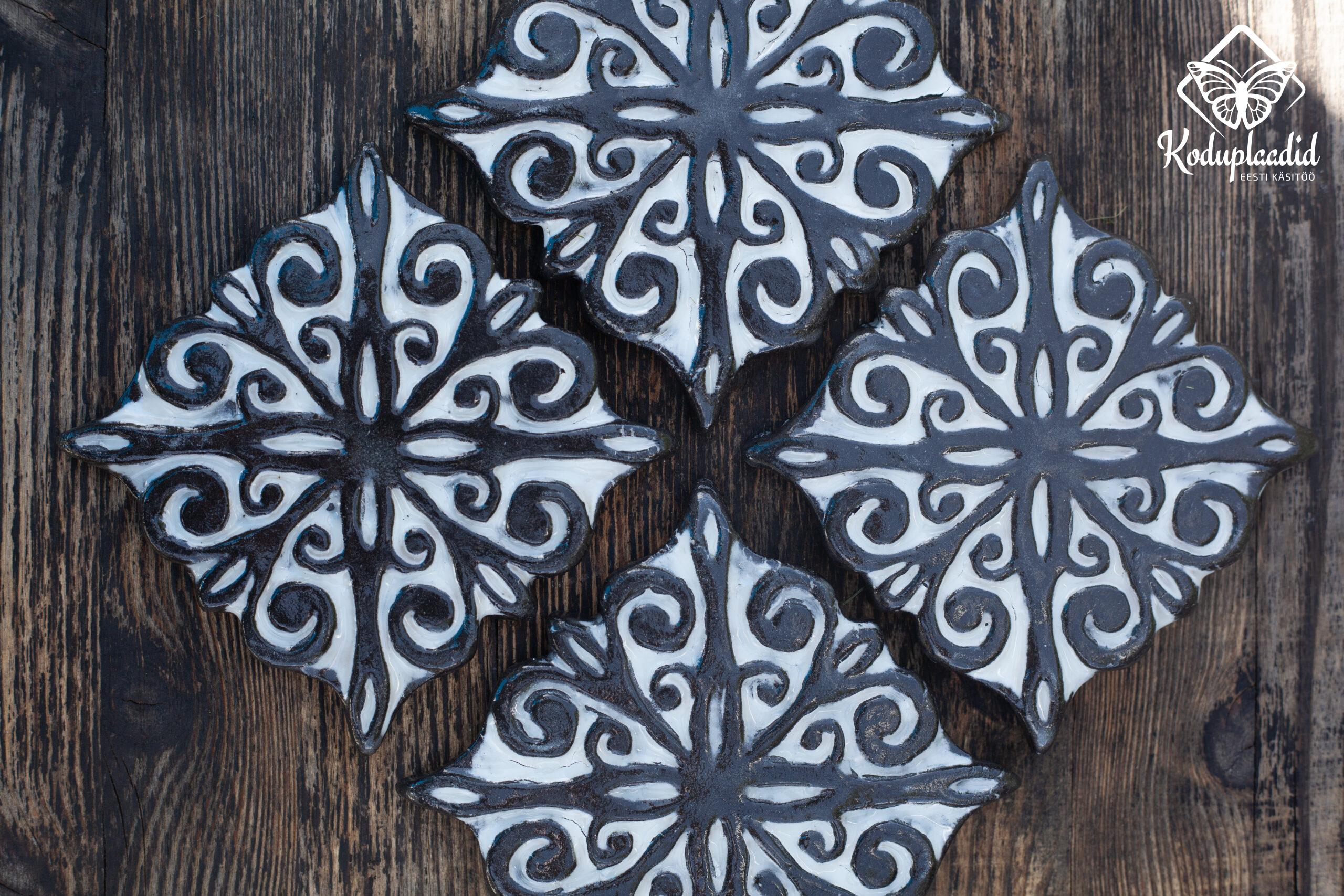 Koduplaadid, käsitööplaadid, maakodu, sisekujundus, interjöör, seinaplaadid