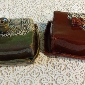 Või alus kaanega, roheline